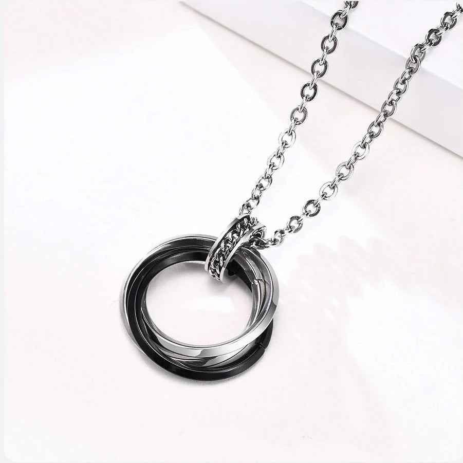 Stainless Steel Interlocked Circle Necklace